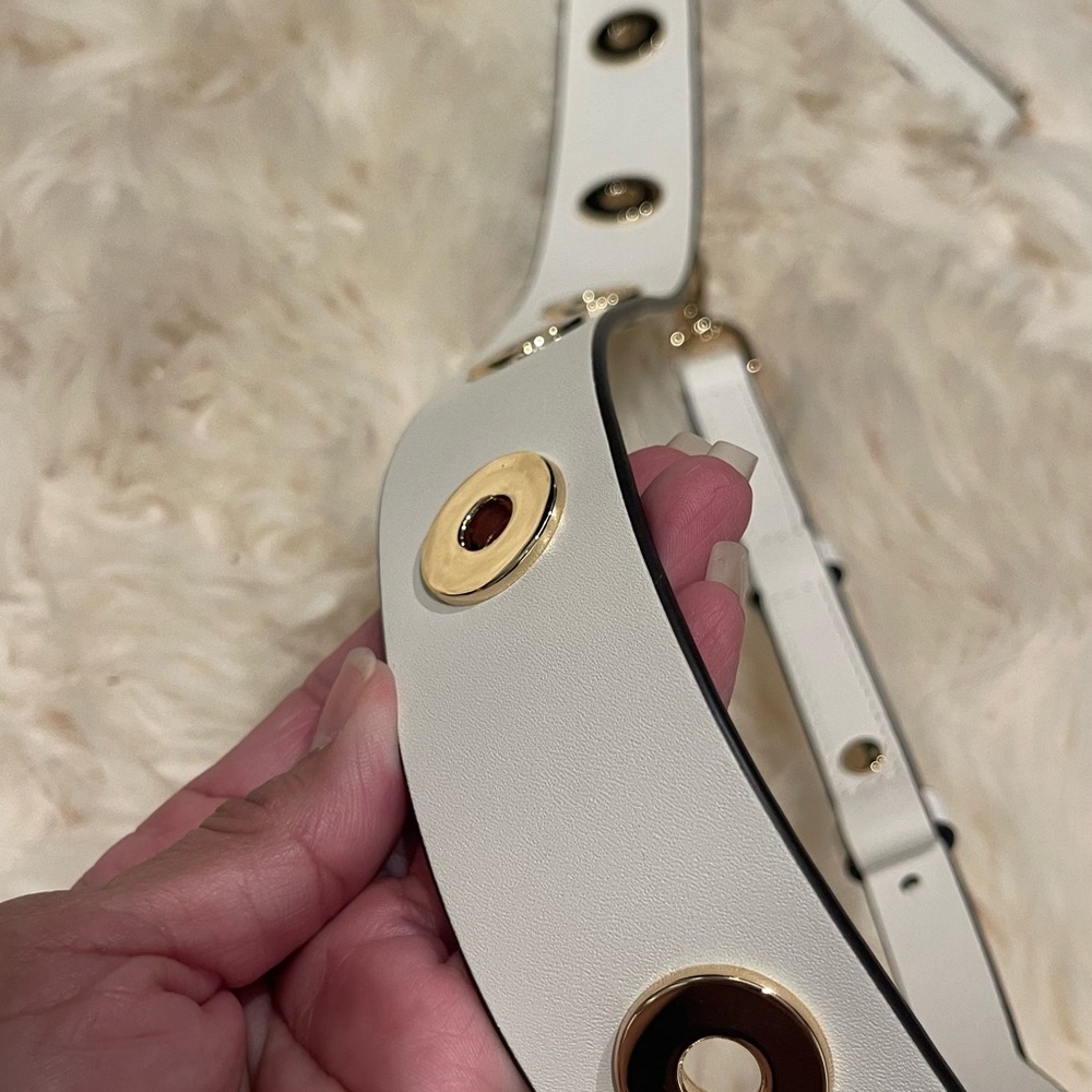 White guitar bag Strap with Gold Grommets. Leather new no tags